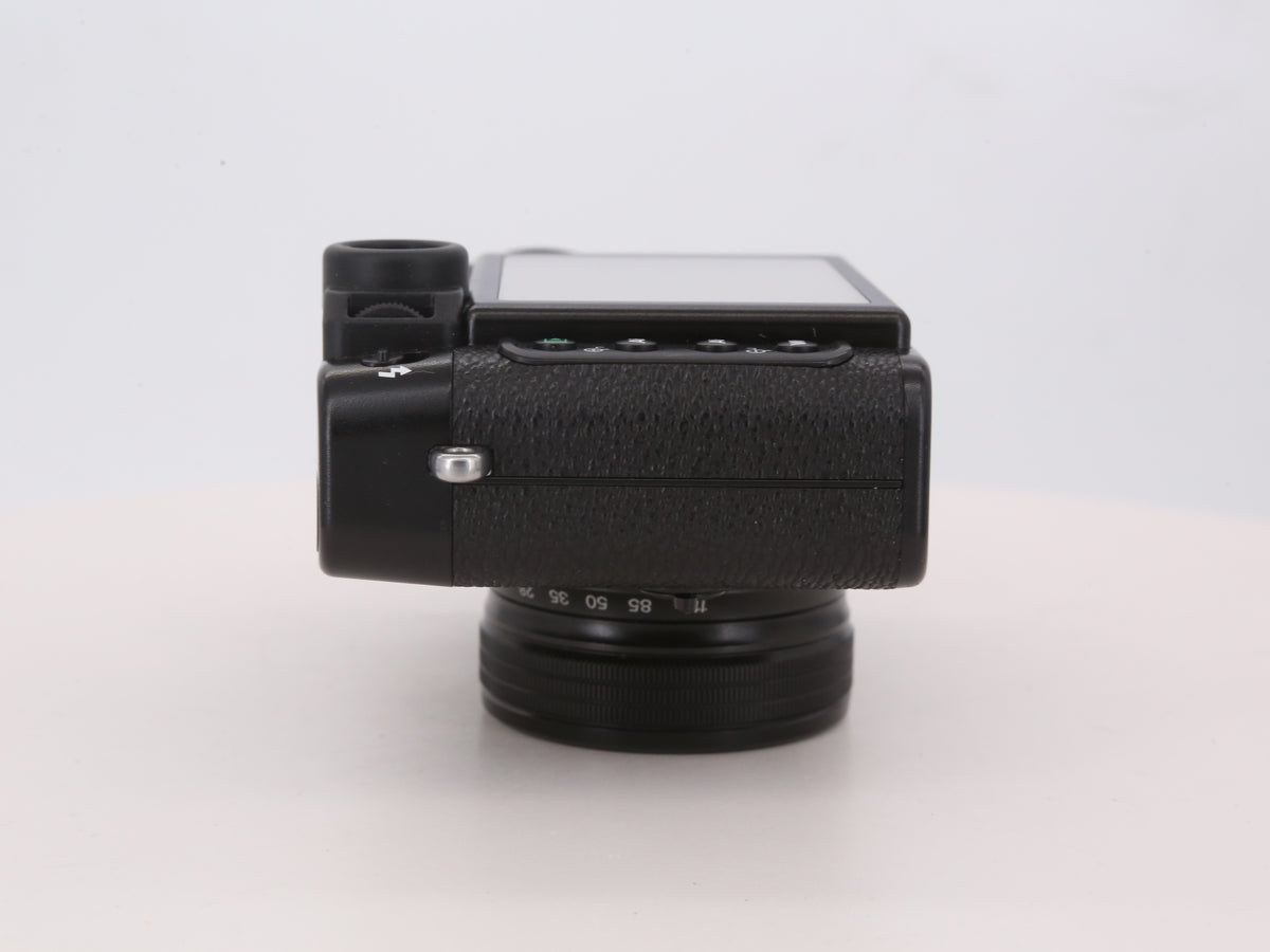 [Good, Shipping from US] Fujifilm X10 Camera