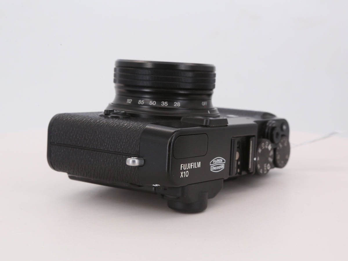 [Good, Shipping from US] Fujifilm X10 Camera