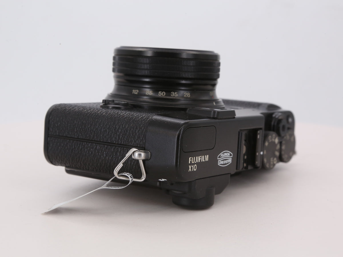 [Good, Shipping from US] Fujifilm X10 Camera