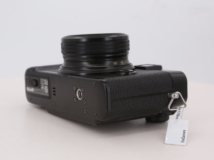 [Good, Shipping from US] Fujifilm X10 Camera