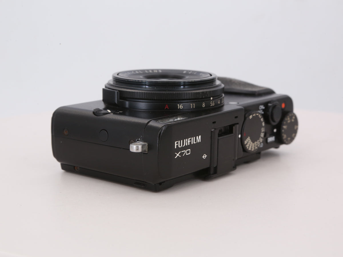 [Good, Shipping from US] Fujifilm X70 Camera