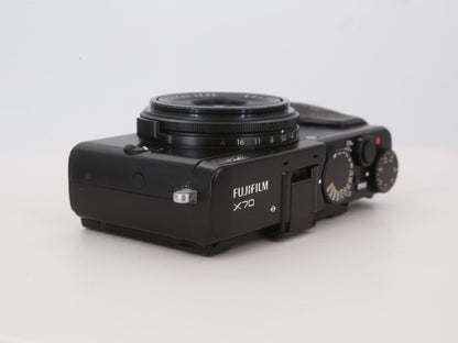 [Good, Shipping from US] Fujifilm X70 Camera