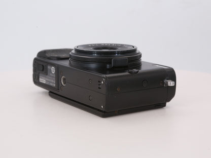 [Good, Shipping from US] Fujifilm X70 Camera