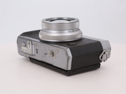[Good, Shipping from US] Fujifilm X30 Camera