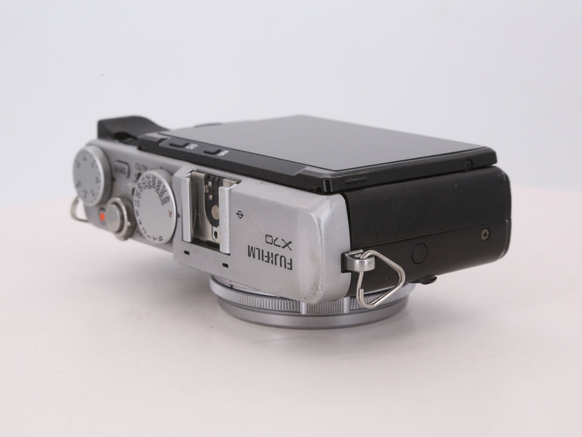 [Good, Shipping from US] Fujifilm X70 Camera