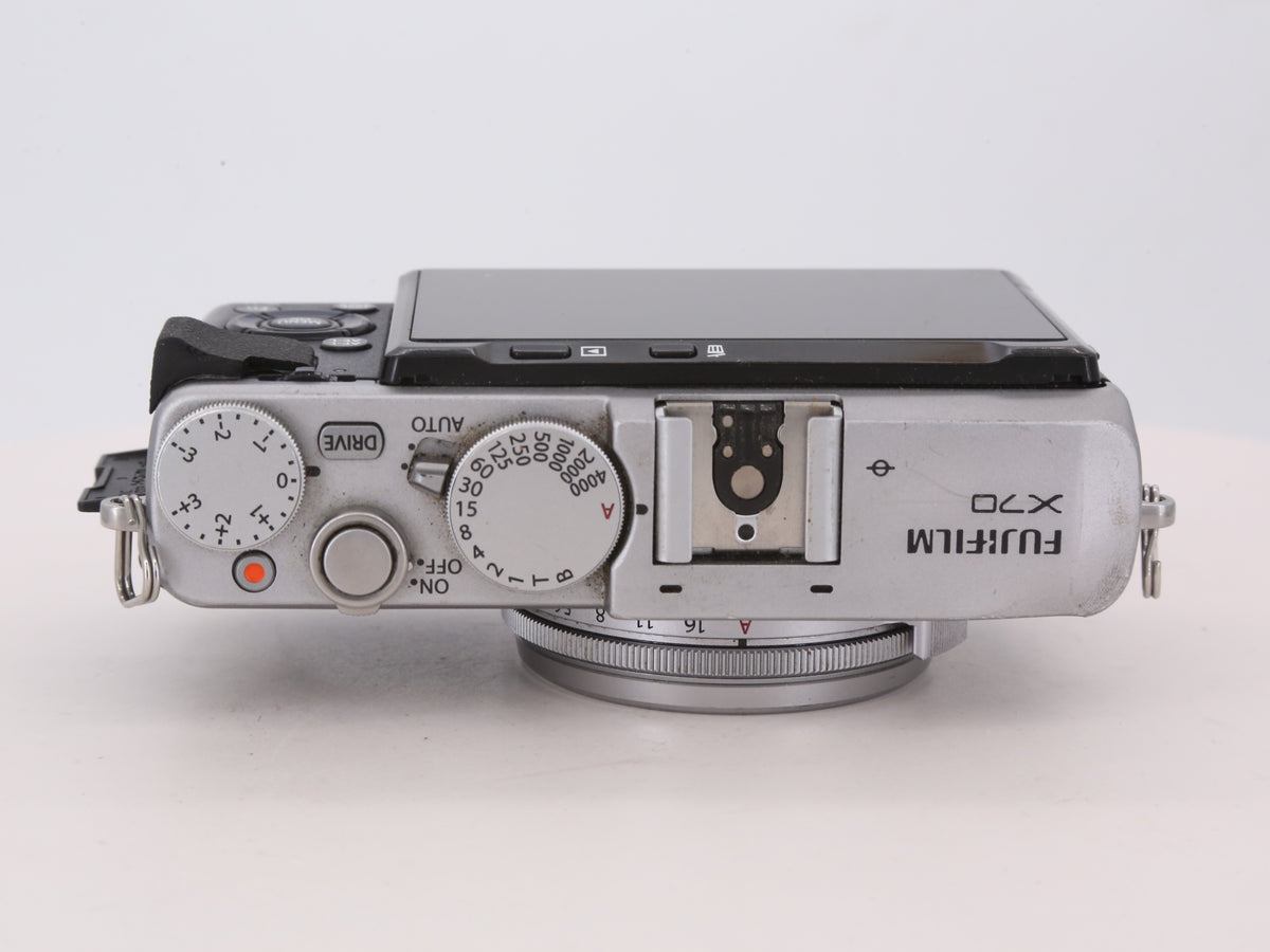 [Good, Shipping from US] Fujifilm X70 Camera