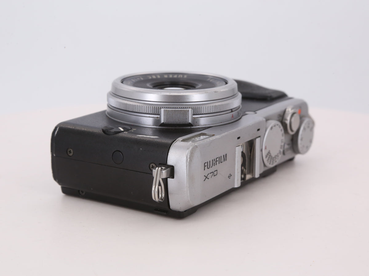 [Good, Shipping from US] Fujifilm X70 Camera