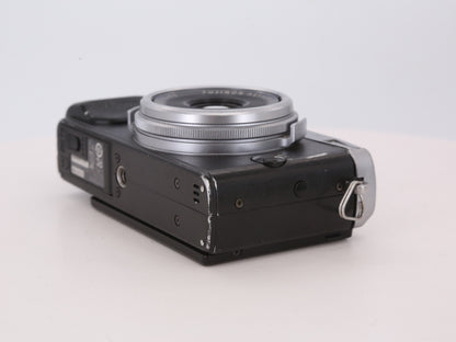 [Good, Shipping from US] Fujifilm X70 Camera