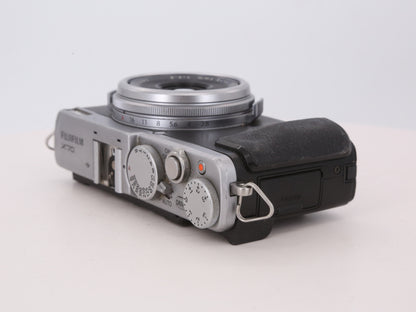 [Good, Shipping from US] Fujifilm X70 Camera