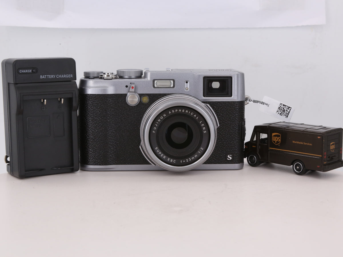 [Good, Shipping from US] Fujifilm X100S Camera