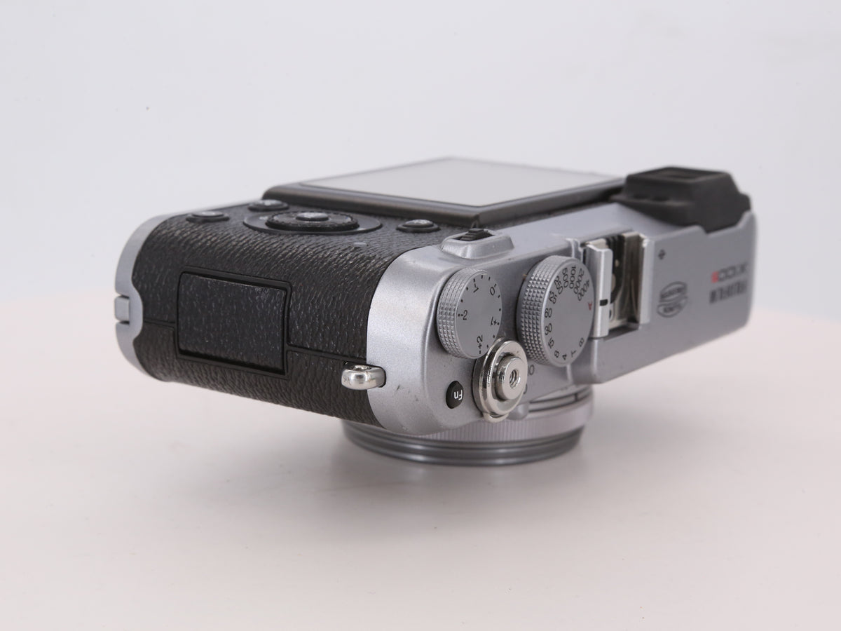 [Good, Shipping from US] Fujifilm X100S Camera