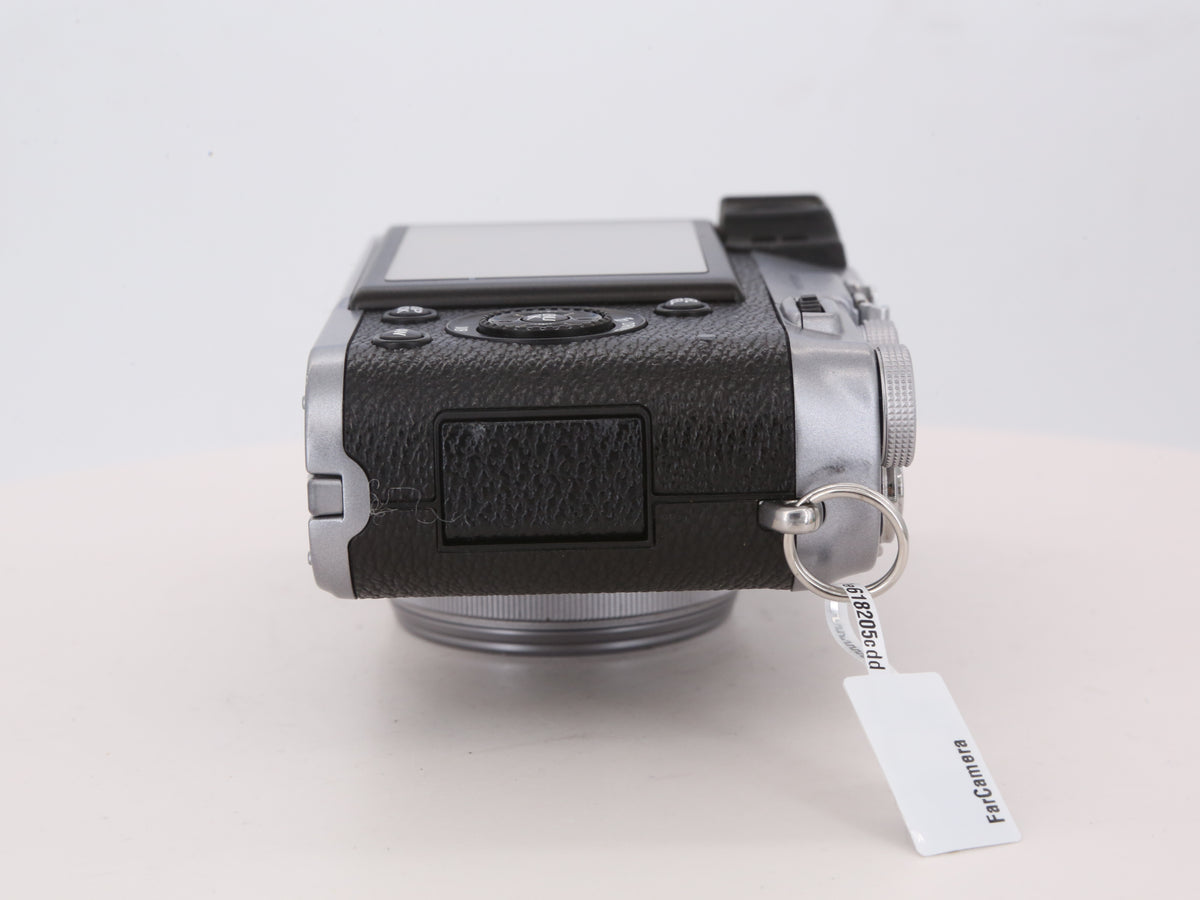 [Good, Shipping from US] Fujifilm X100 Camera