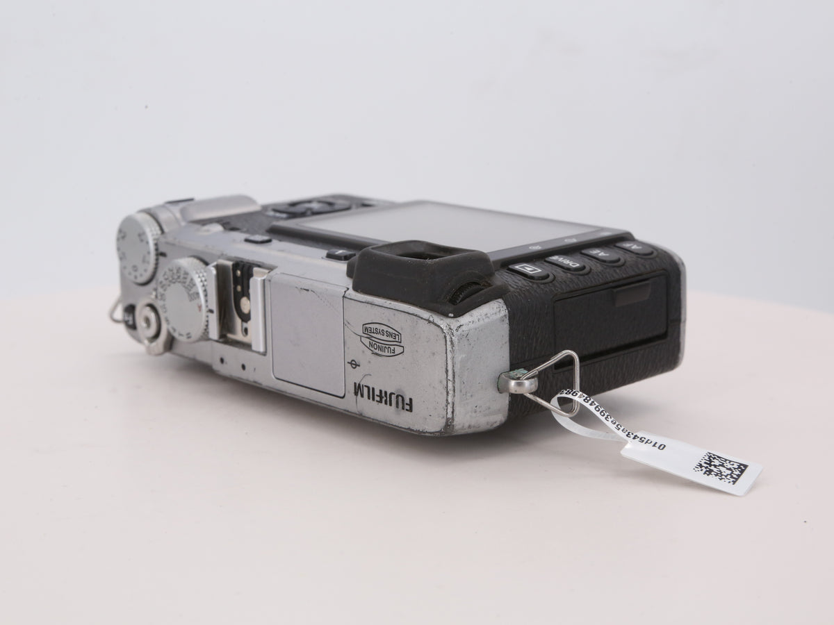 [Good, Shipping from US] Fujifilm X-E1 Camera