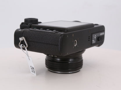 [Good, Shipping from US] Fujifilm X10 Camera