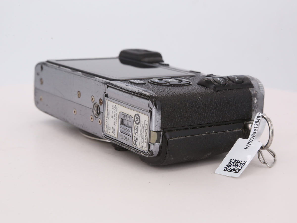 [Good, Shipping from US] Fujifilm X-E2 Camera