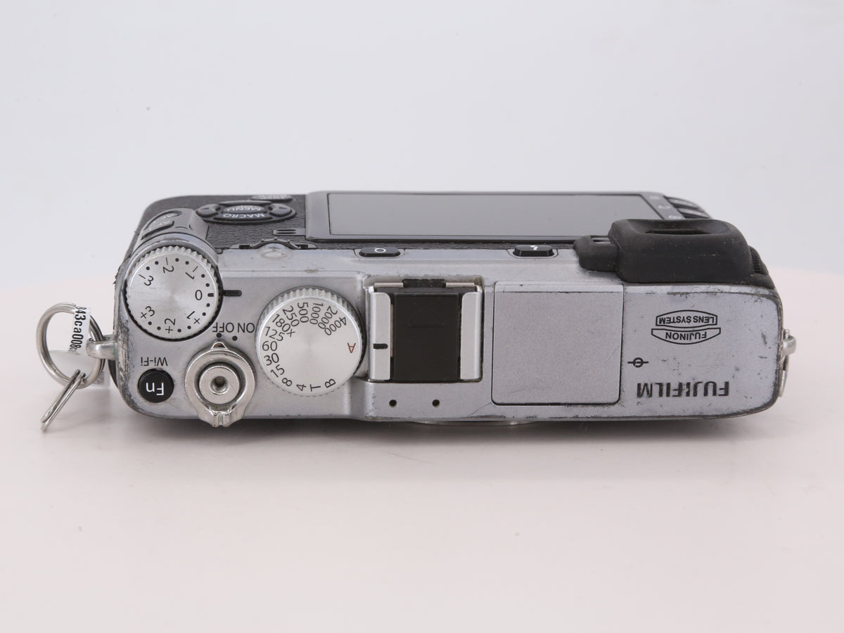 [Good, Shipping from US] Fujifilm X-E2 Camera