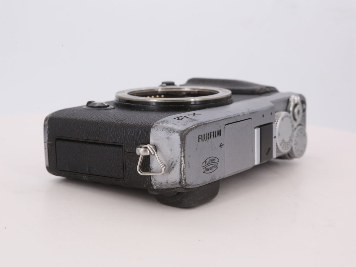 [Good, Shipping from US] Fujifilm X-E2 Camera