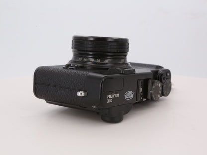 [Good, Shipping from US] Fujifilm X10 Camera
