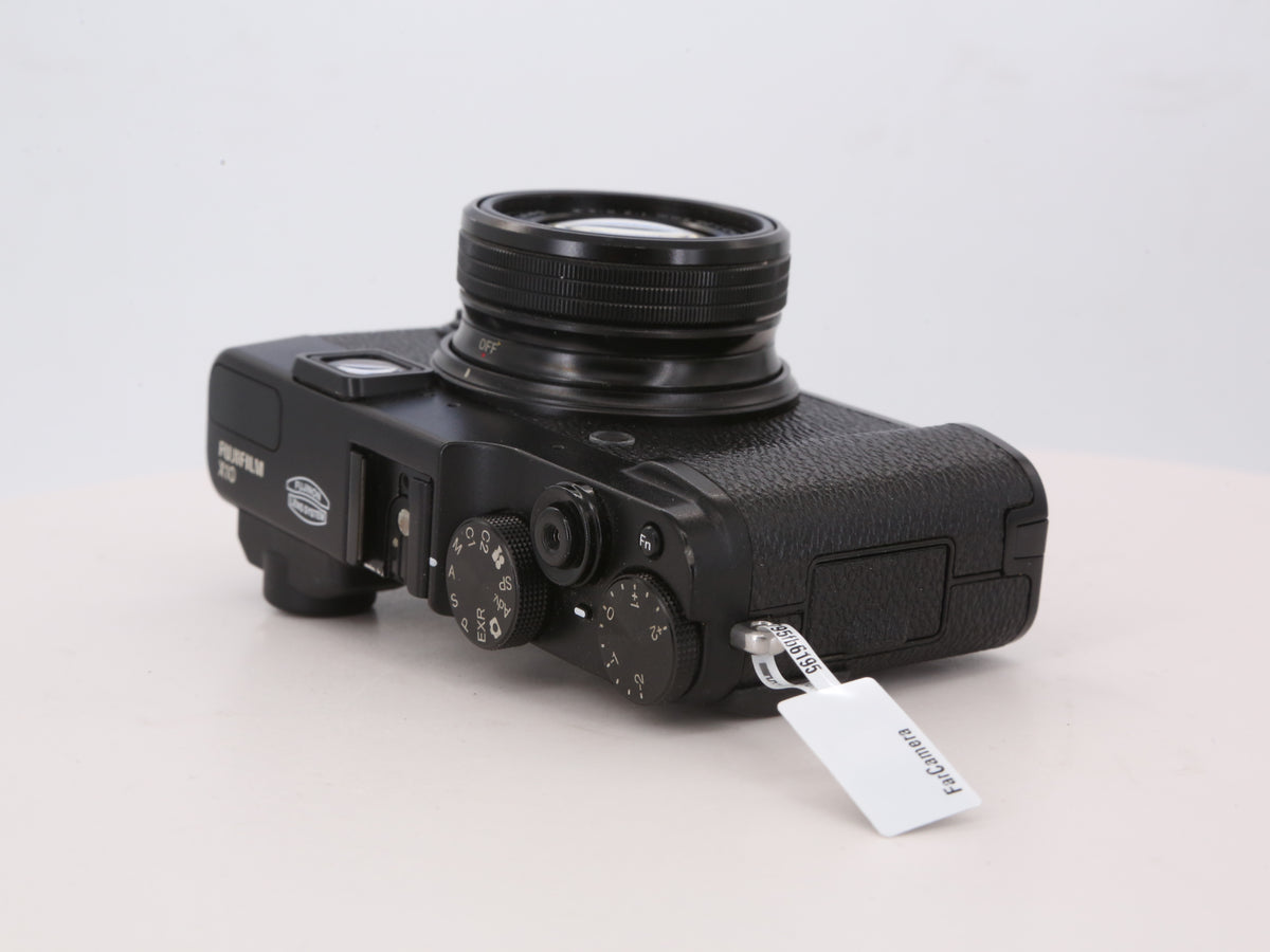 [Good, Shipping from US] Fujifilm X10 Camera