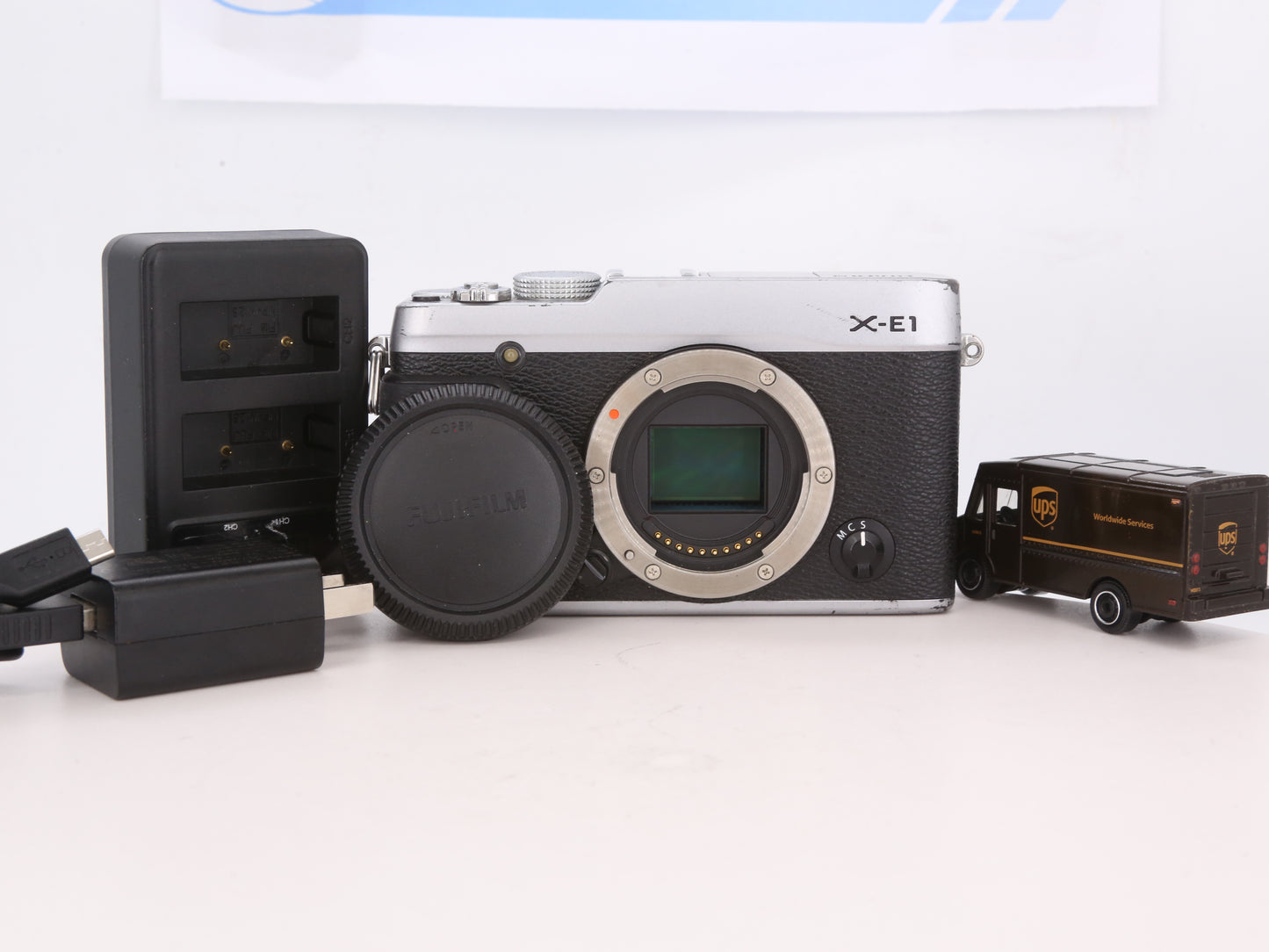 [Good, Fast Shipping] Fujifilm X-E1 Camera