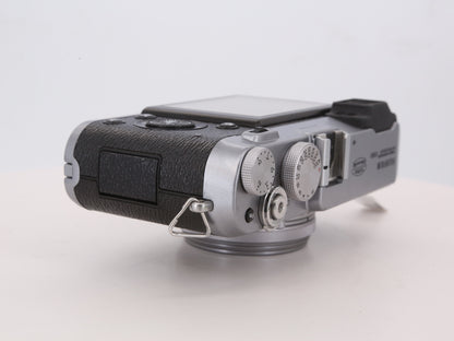[Good, Shipping from US] Fujifilm X100 Camera