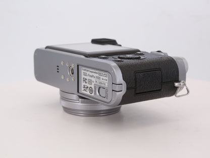 [Good, Shipping from US] Fujifilm X100 Camera