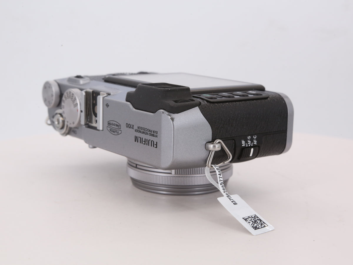 [Good, Shipping from US] Fujifilm X100 Camera