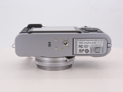 [Good, Shipping from US] Fujifilm X100 Camera