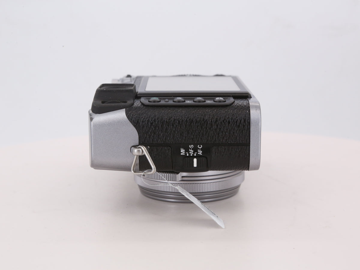 [Good, Shipping from US] Fujifilm X100 Camera