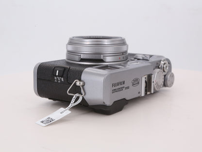 [Good, Shipping from US] Fujifilm X100 Camera