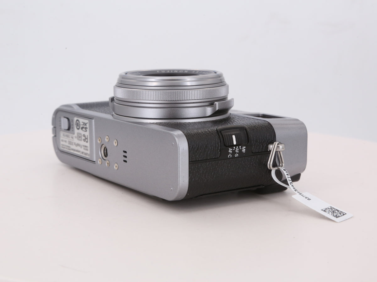 [Good, Shipping from US] Fujifilm X100 Camera