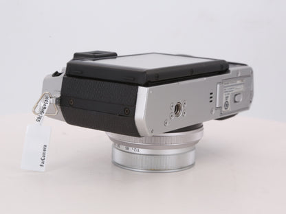 [Good, Shipping from US] Fujifilm X30 Camera