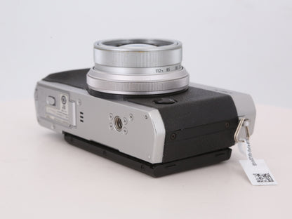 [Good, Shipping from US] Fujifilm X30 Camera