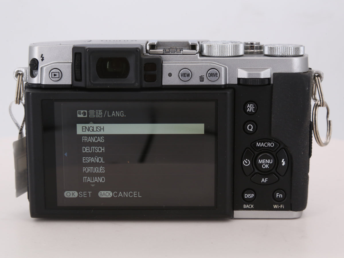 [Good, Shipping from US] Fujifilm X30 Camera