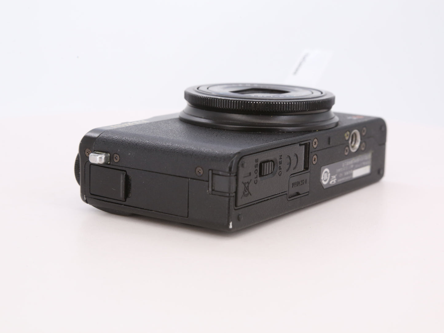 [Good, Fast Shipping] Fujifilm XQ1 Camera