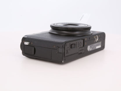 [Good, Fast Shipping] Fujifilm XQ1 Camera