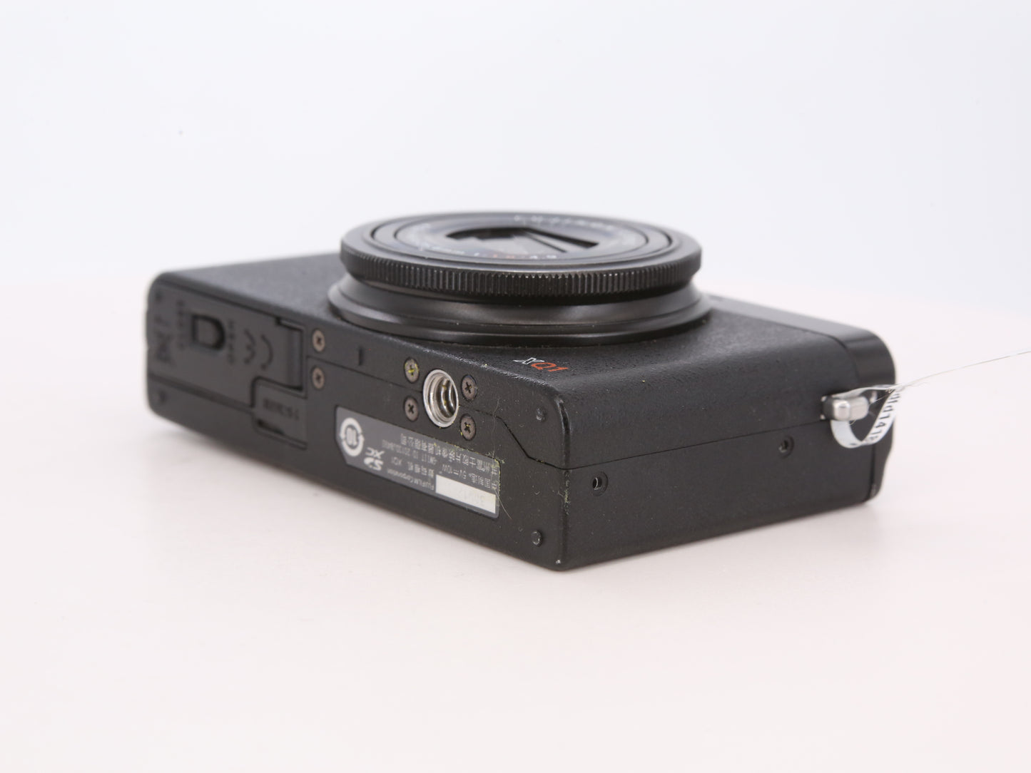 [Good, Fast Shipping] Fujifilm XQ1 Camera