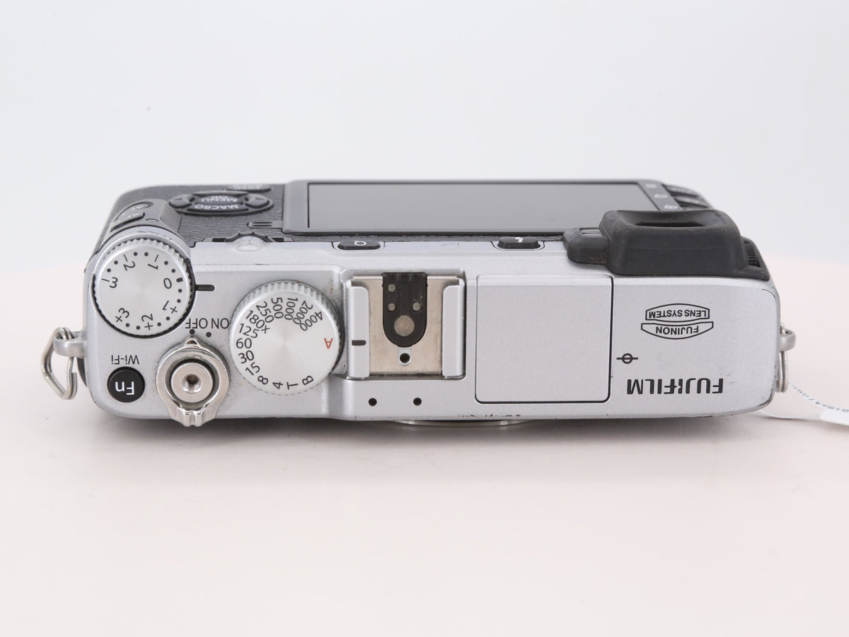[Good, Shipping from US] Fujifilm X-E2 Camera