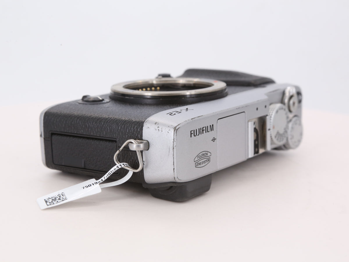 [Good, Shipping from US] Fujifilm X-E2 Camera
