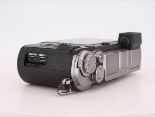 [Good, Fast Shipping] Panasonic Lumix GX9 Camera