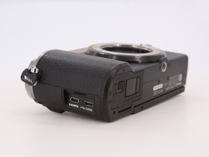 [Good, Fast Shipping] Panasonic Lumix GX9 Camera