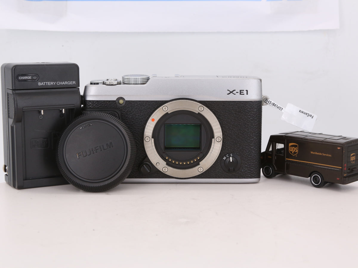[Good, Shipping from US] Fujifilm X-E1 Camera