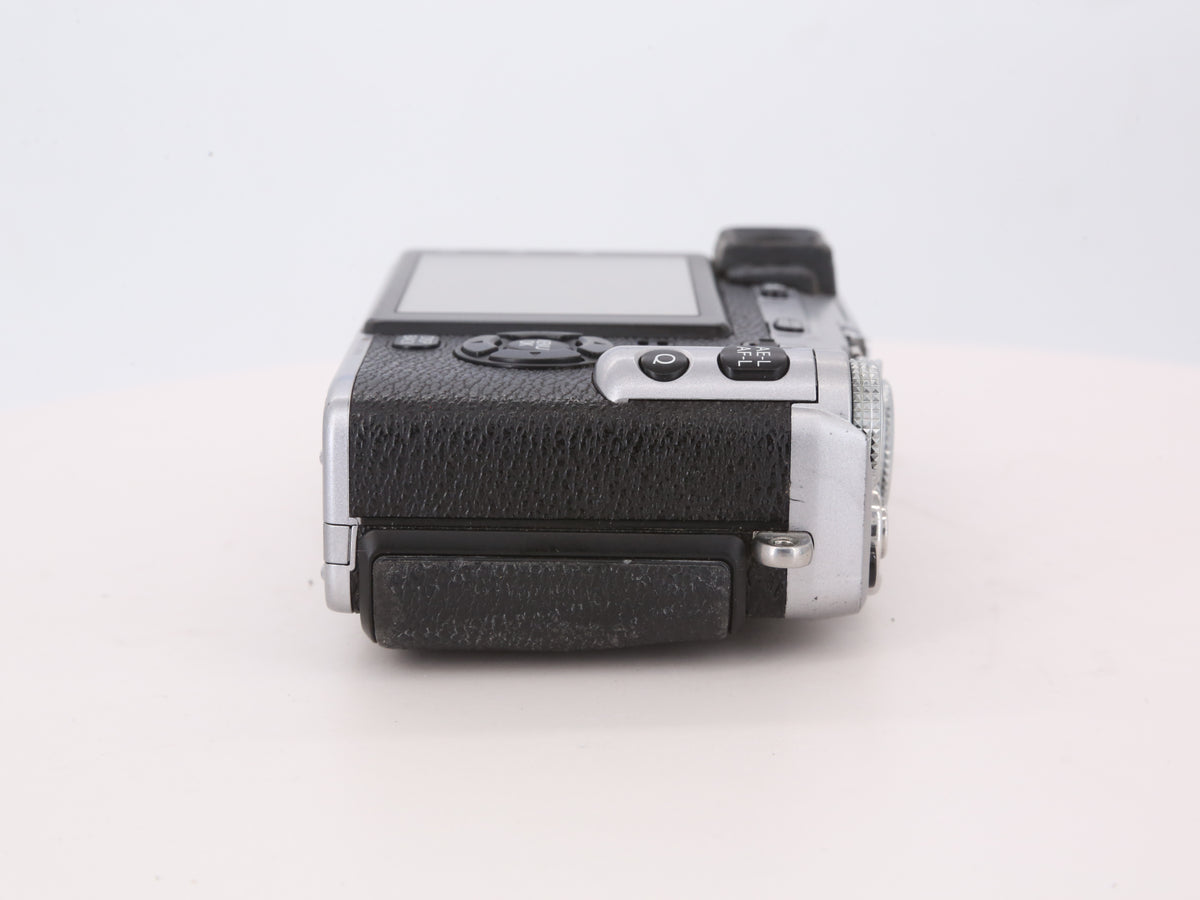 [Good, Shipping from US] Fujifilm X-E1 Camera