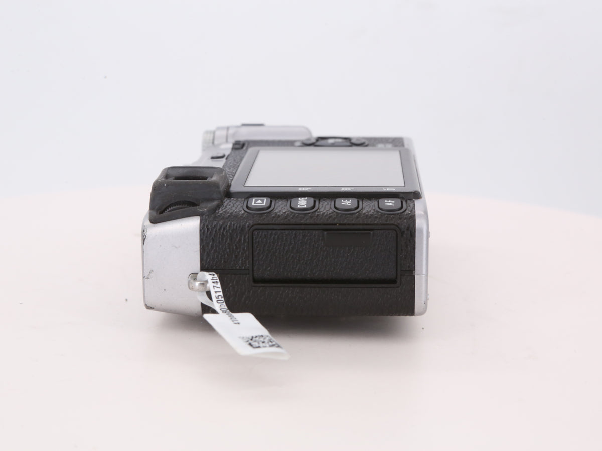 [Good, Shipping from US] Fujifilm X-E1 Camera