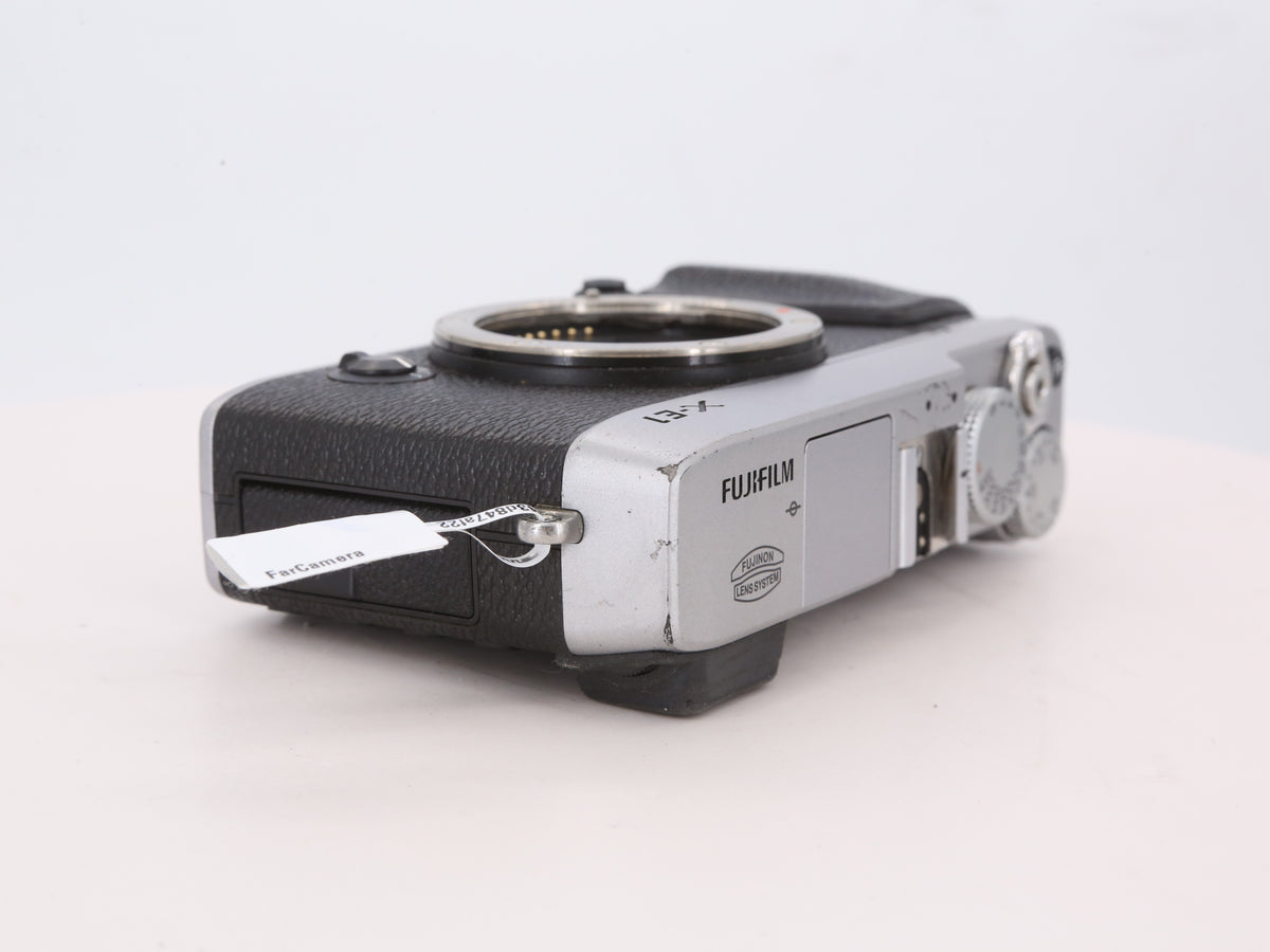 [Good, Shipping from US] Fujifilm X-E1 Camera