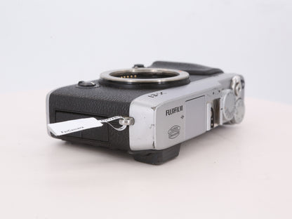 [Good, Shipping from US] Fujifilm X-E1 Camera