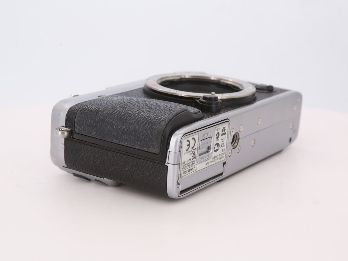 [Good, Shipping from US] Fujifilm X-E1 Camera