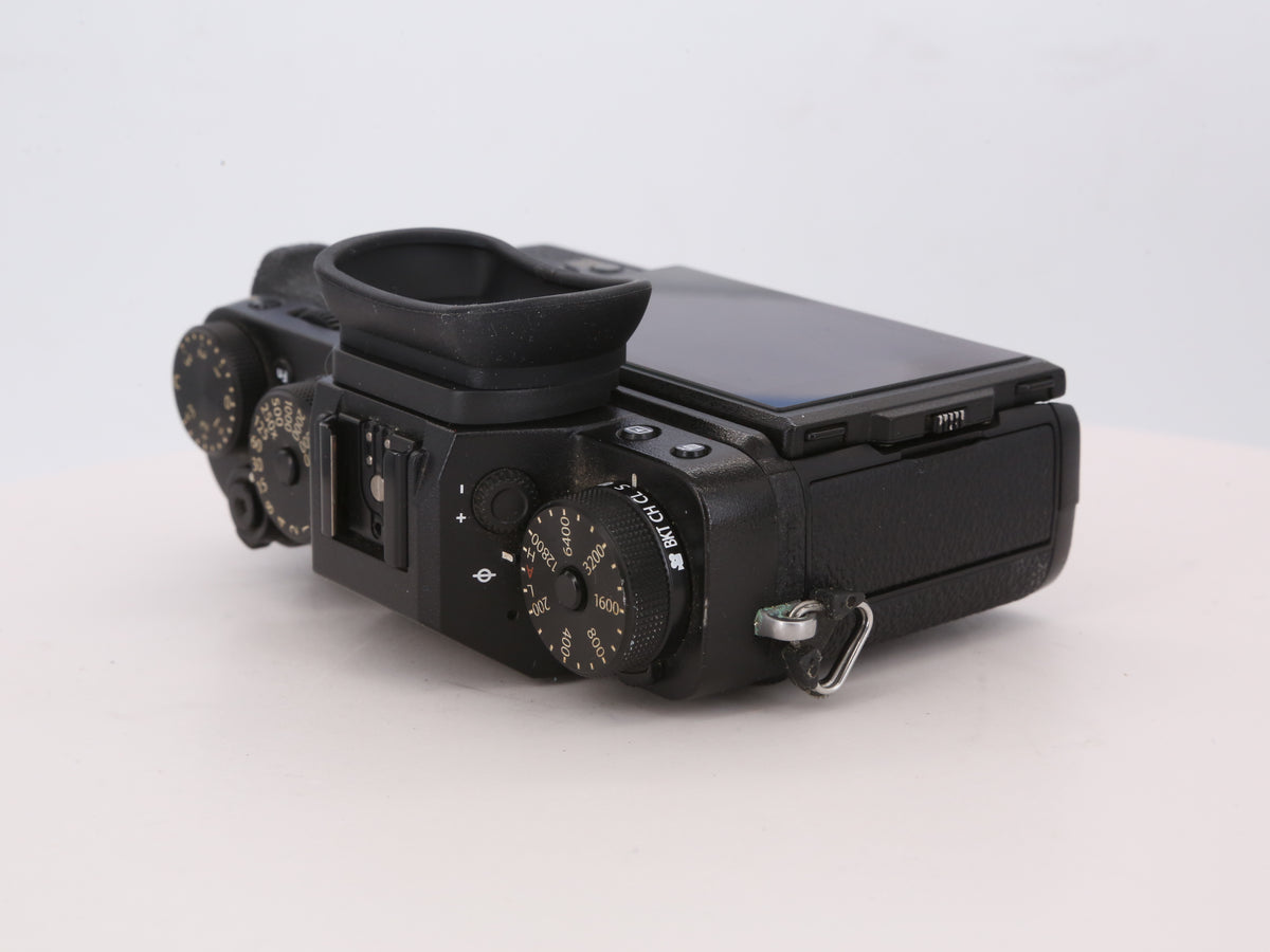 [Good, Shipping from US] Fujifilm X-T2 Camera
