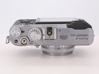 [Good, Shipping from US] Fujifilm X100 Camera