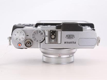 [Good, Fast Shipping] Fujifilm X30 Camera